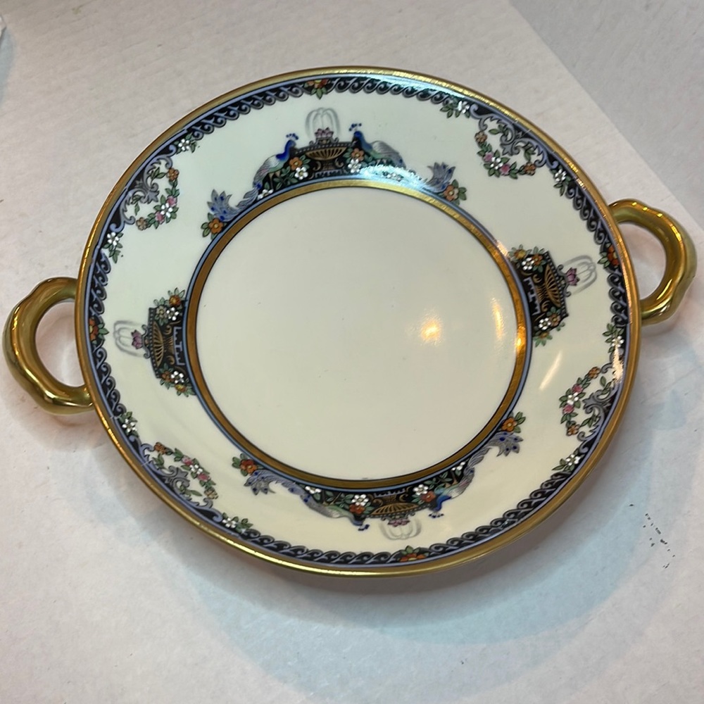 Vintage Noritake Japan Footed serving dish.